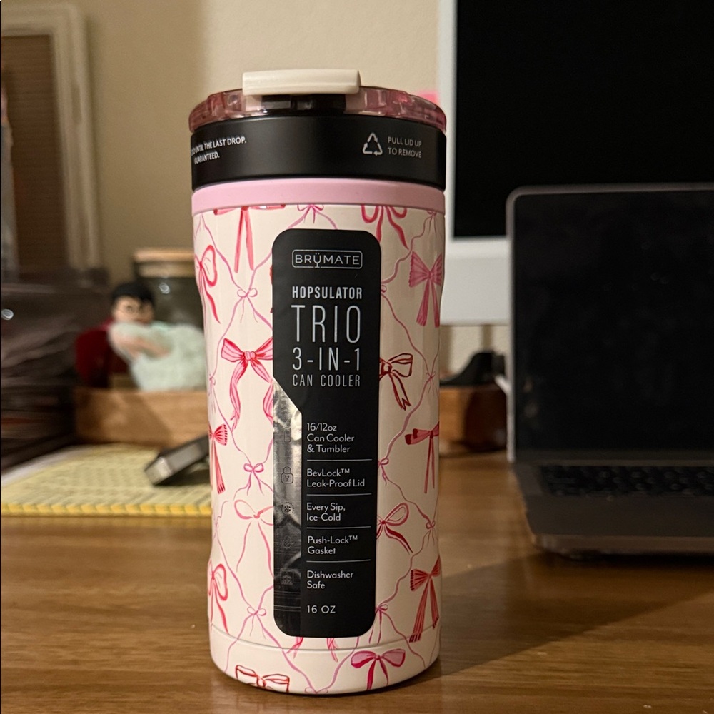 BrüMate Pink Can Cooler - Picture 1 of 3